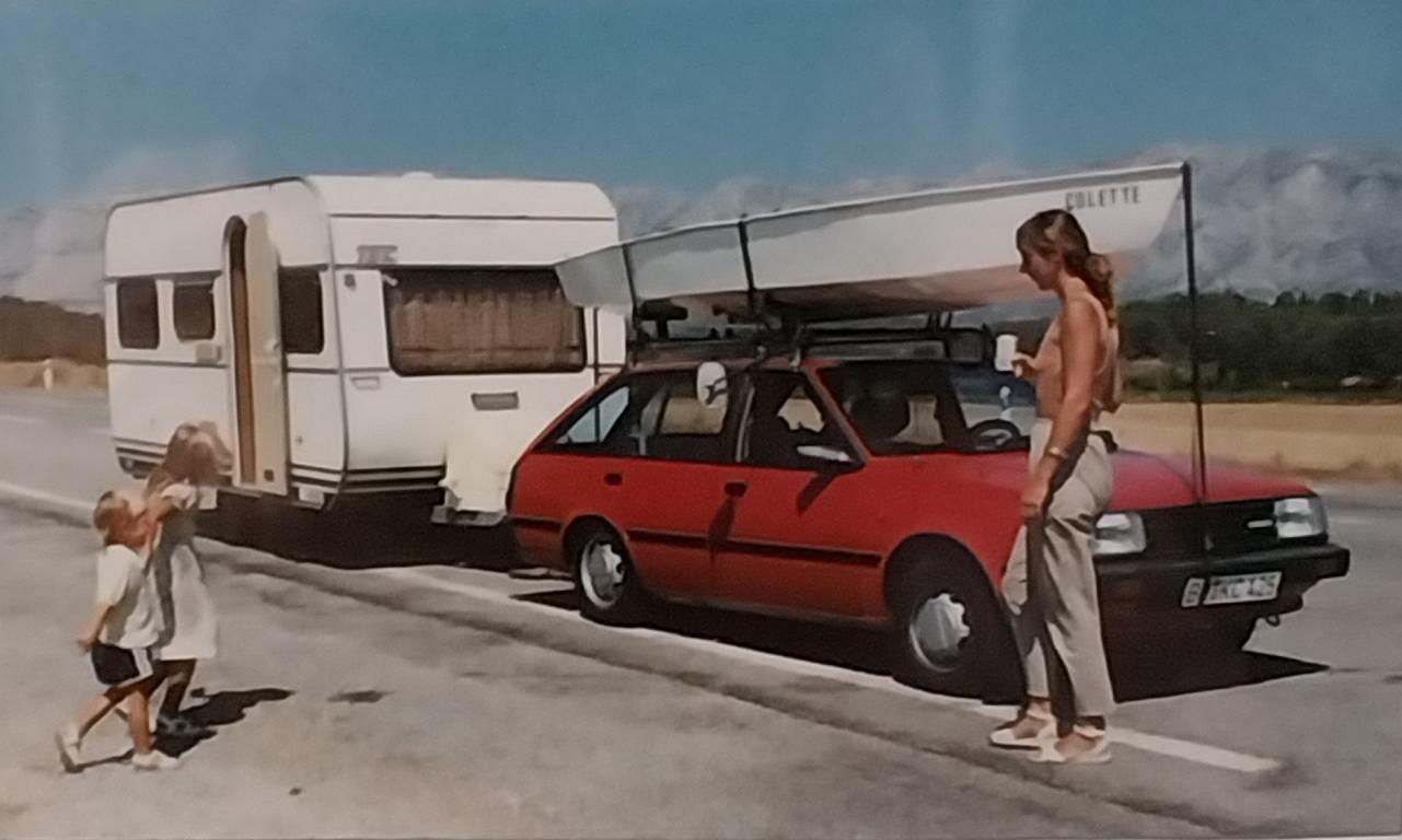 nissan Sunny Traveller und TEC 440